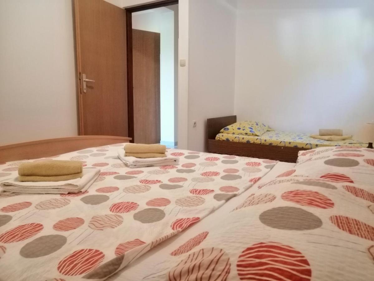 Apartments Fafandjel ラブ エクステリア 写真